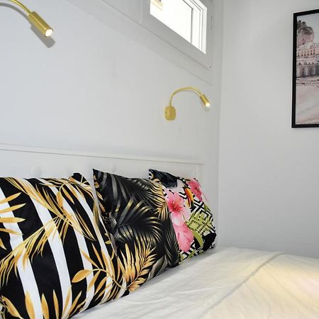 Paris Dream - Torremolinos Apartment ภายนอก รูปภาพ