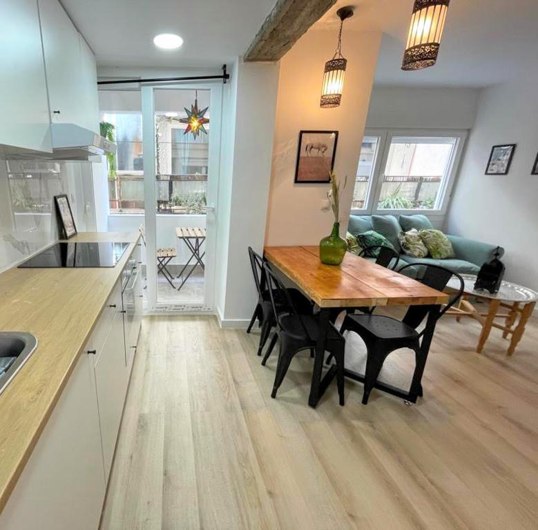 Paris Dream - Torremolinos Apartment ภายนอก รูปภาพ