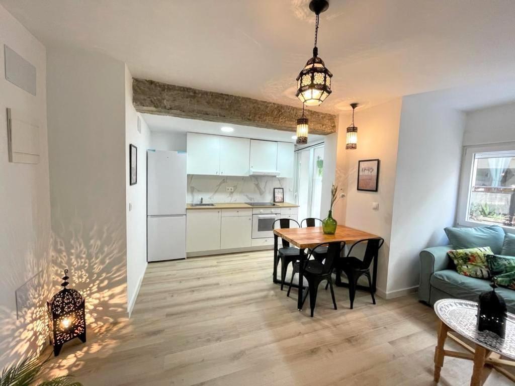 Paris Dream - Torremolinos Apartment ภายนอก รูปภาพ