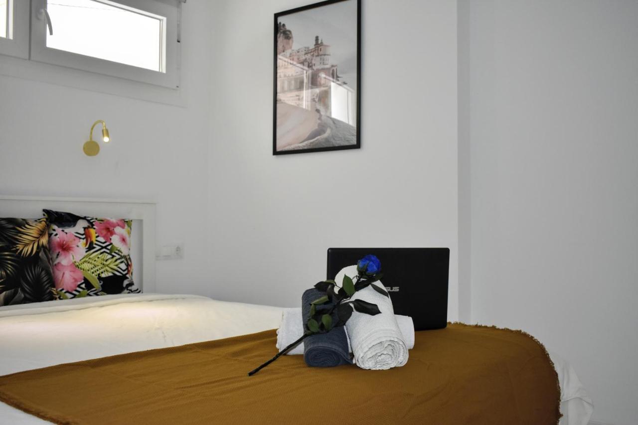 Paris Dream - Torremolinos Apartment ภายนอก รูปภาพ