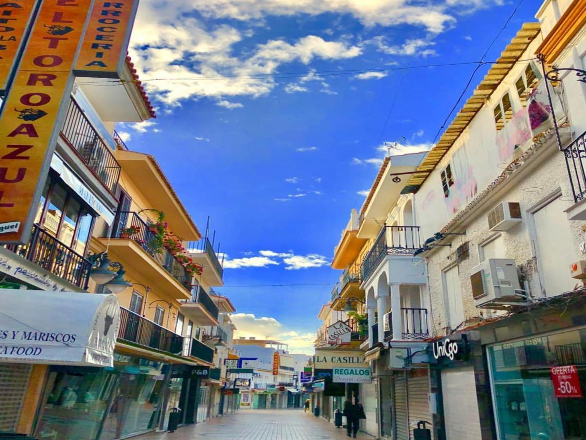 Paris Dream - Torremolinos Apartment ภายนอก รูปภาพ